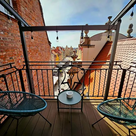 Golden Rooftop Apartment-oldtown Wrocław