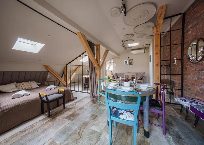 Golden Rooftop Apartment-oldtown * Breslavia