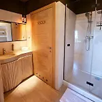 Daire Golden Rooftop Apartment-oldtown *